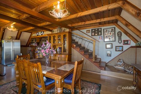 Property photo of 27 Main Street Sheffield TAS 7306