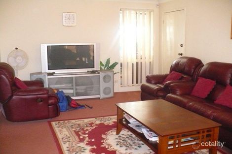 Property photo of 9 Norman Dunlop Crescent Minto NSW 2566