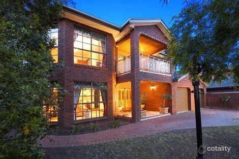 Property photo of 2 Glenview Court Avondale Heights VIC 3034