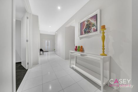 Property photo of 54 Ranfurlie Boulevard Cranbourne West VIC 3977