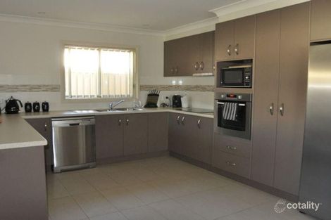 Property photo of 22 Wayside Court Kelso NSW 2795