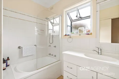 Property photo of 6 Elder Crescent Nowra NSW 2541