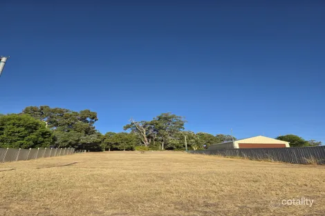 4 Mcdowell St, Yarloop, WA 6218