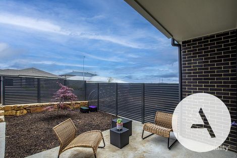Property photo of 24 Albion Street Googong NSW 2620