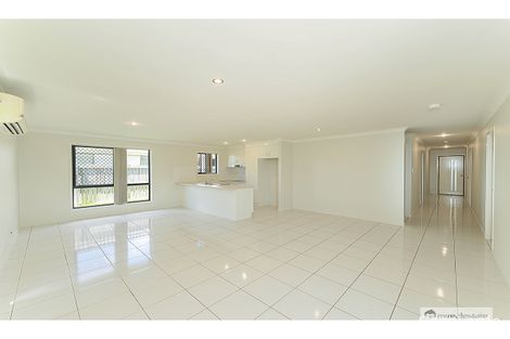 Property photo of 34 Benjamin Drive Gracemere QLD 4702