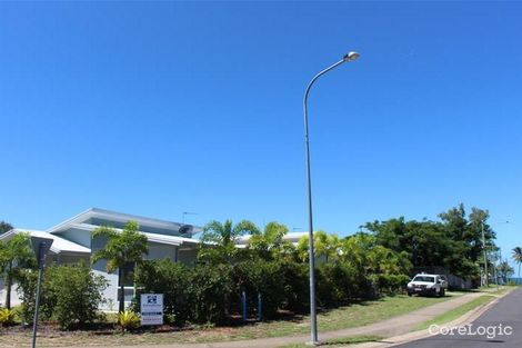 Property photo of 1/2 Shore Street Wongaling Beach QLD 4852