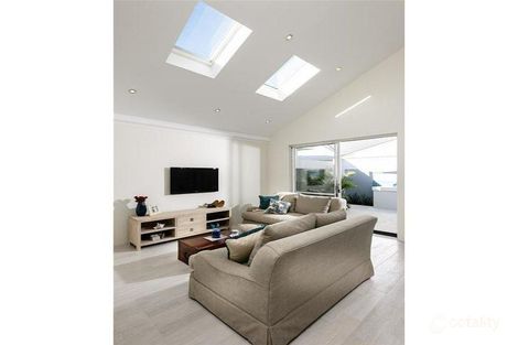 Property photo of 77 Holdsworth Avenue Aveley WA 6069