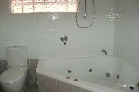 Property photo of 10 Lance Crescent Greystanes NSW 2145