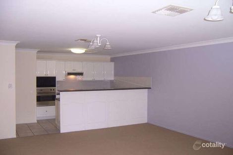 Property photo of 2/73 Clarence Road Indooroopilly QLD 4068