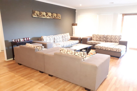 Property photo of 3 Arapiles Avenue Craigieburn VIC 3064