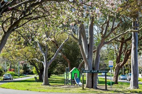 Property photo of 12 Gilbert Place Frenchs Forest NSW 2086