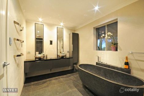 Property photo of 56 Dempster Road Karrinyup WA 6018