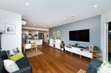 Property photo of 2/12 Waniassa Street Queanbeyan East NSW 2620