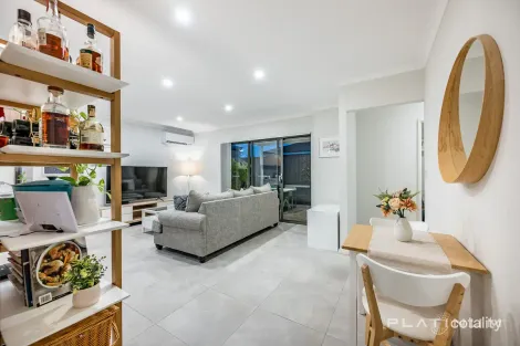 Property photo of 37B Mayflower Crescent Craigie WA 6025