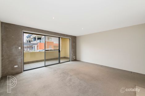 Property photo of 4A/17 Uriarra Road Queanbeyan NSW 2620
