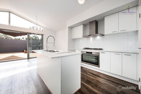 Property photo of 11 McKillop Way Fraser Rise VIC 3336