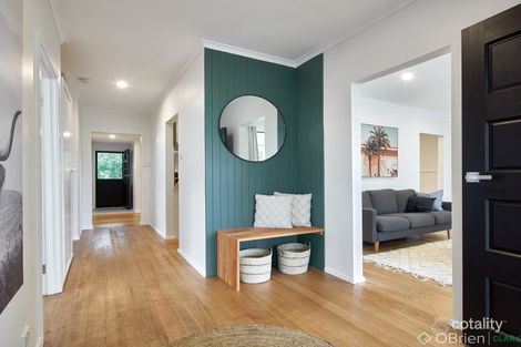 Property photo of 5 Roberts Court Warragul VIC 3820