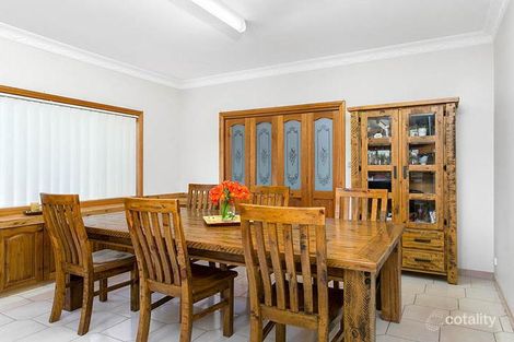 Property photo of 76 Parklands Drive Shellharbour NSW 2529