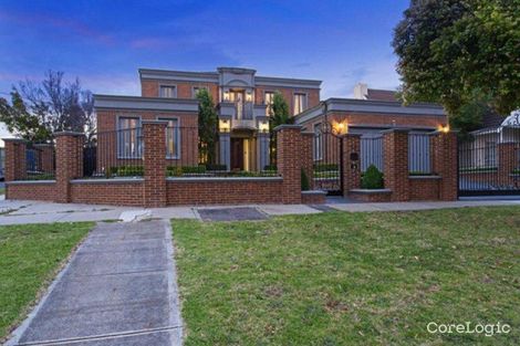 Property photo of 19 McCracken Street Essendon VIC 3040