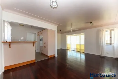 Property photo of 67 Reinhold Crescent Chermside QLD 4032