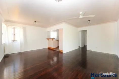 Property photo of 67 Reinhold Crescent Chermside QLD 4032