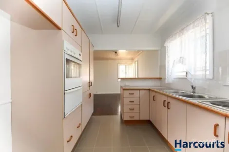 Property photo of 67 Reinhold Crescent Chermside QLD 4032