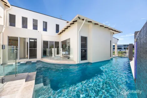 37 Baywater Dr, Twin Waters, QLD 4564