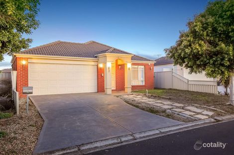 Property photo of 3 Bramall Place Caroline Springs VIC 3023