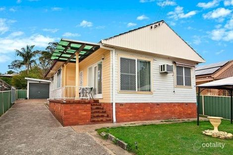 8 Holt St, Warners Bay, NSW 2282