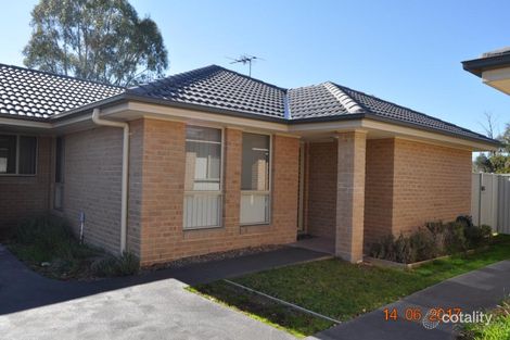 24d Binalong St, Young, NSW 2594