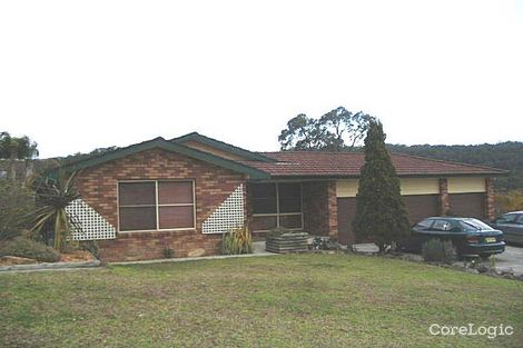 Property photo of 4 Victor Close Green Point NSW 2251
