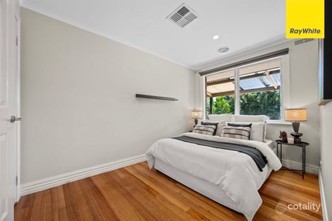 Property photo of 5 Julian Place Melton West VIC 3337