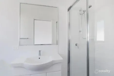 Property photo of 1/17 Pemswood Close Deebing Heights QLD 4306
