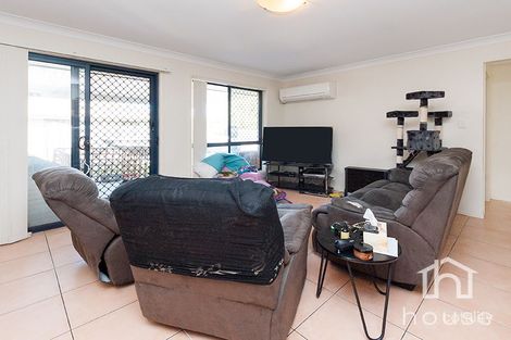 Property photo of 5 Daniella Drive Marsden QLD 4132