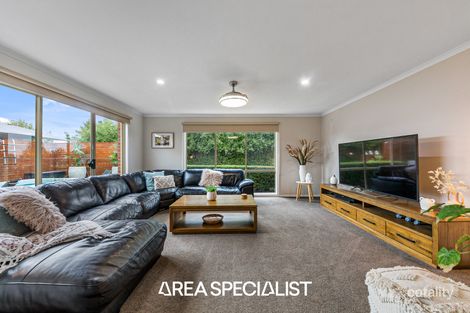 Property photo of 35 Adrian Drive Pakenham VIC 3810