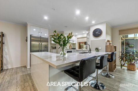 Property photo of 35 Adrian Drive Pakenham VIC 3810