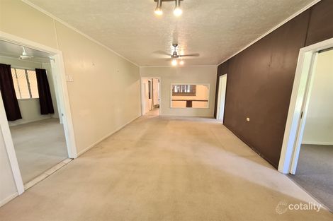 Property photo of 36 Racecourse Road Richmond Hill QLD 4820