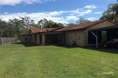Property photo of 17 Wellington Crescent Wondunna QLD 4655