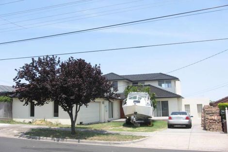 14 Wilsons Rd, Doncaster, VIC 3108