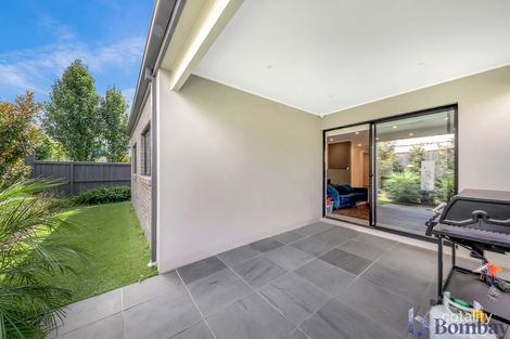 Property photo of 28 Bloom Crescent Wollert VIC 3750