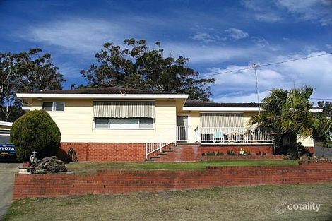 101 Lowanna Ave, Forresters Beach, NSW 2260