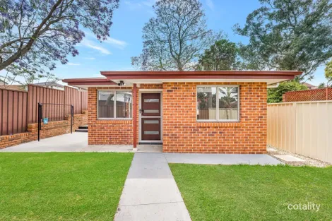 Property photo of 6A Junee Place Bossley Park NSW 2176