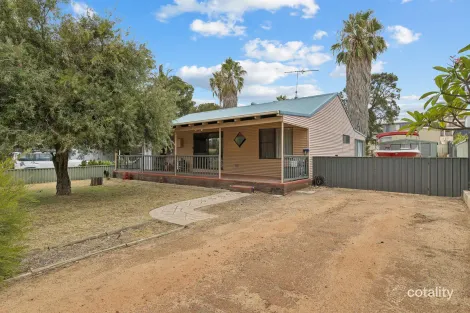 Property photo of 18 Eldora Crescent Falcon WA 6210