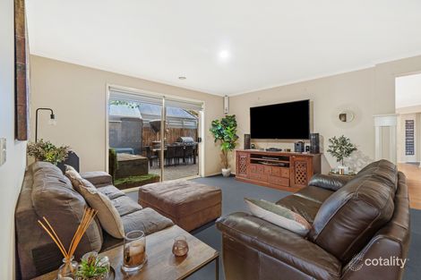 Property photo of 38 Weeden Drive Werribee VIC 3030