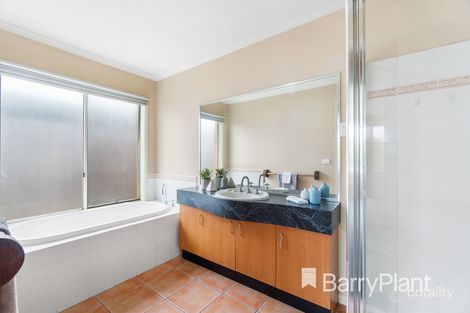 Property photo of 38 Weeden Drive Werribee VIC 3030