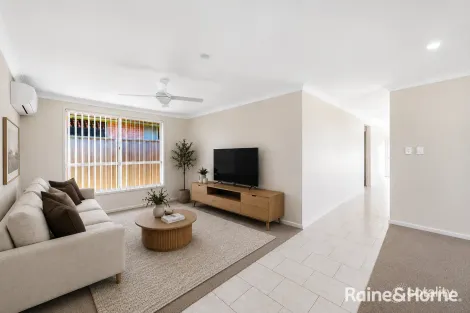 Property photo of 27 Guinea Flower Crescent Worrigee NSW 2540