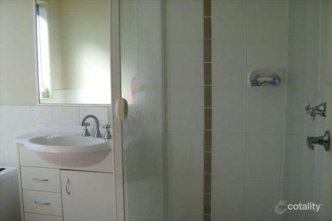 Property photo of 23 Sandhurst Place Brassall QLD 4305