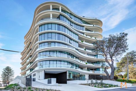 704/1 Plowman Pl, Frankston, VIC 3199