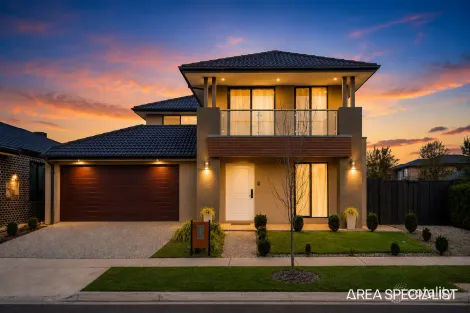 Property photo of 8 Willowbank Circuit Thornhill Park VIC 3335