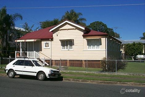 17 Railway Pde, Clayfield, QLD 4011